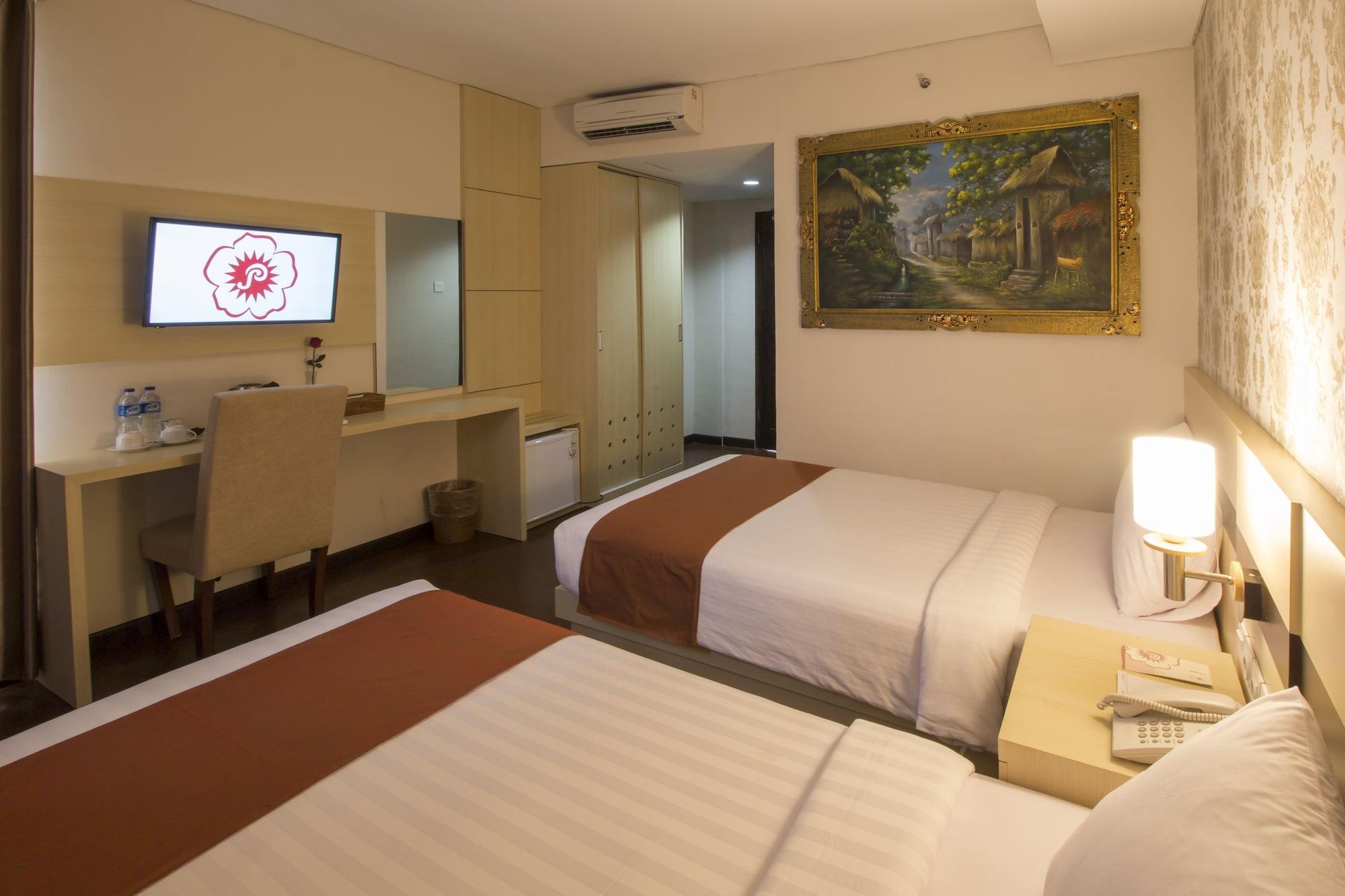 Hotel Grand Puri Saron Yogyakarta Extérieur photo