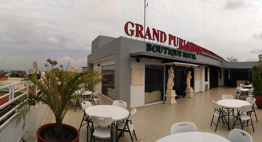 Hotel Grand Puri Saron Yogyakarta Extérieur photo